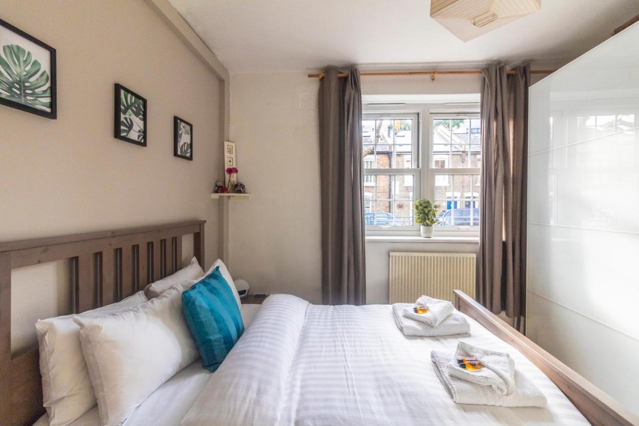 Appartamento Modern & Cozy 1bdr Wexcellent Travel Links Londra