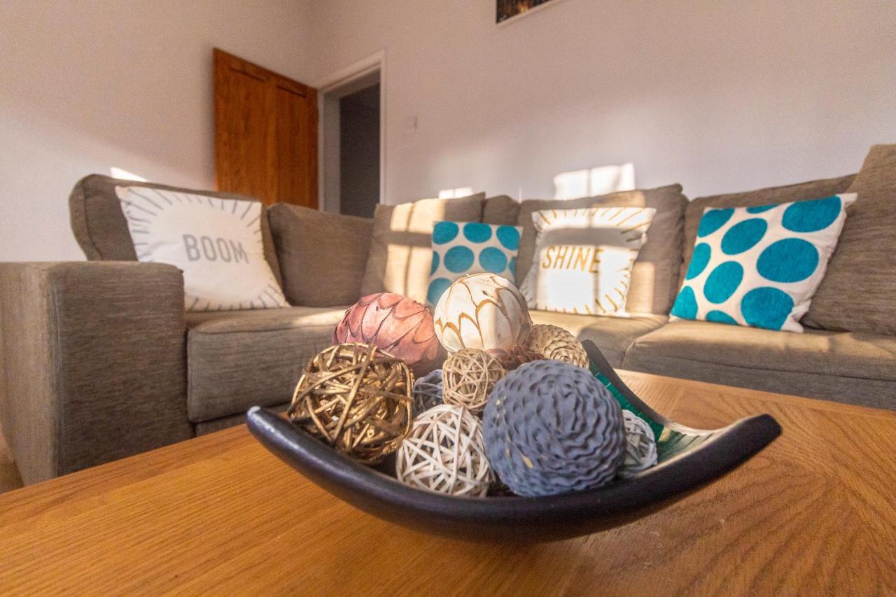 Modern & Cozy 1bdr Wexcellent Travel Links * Londra
