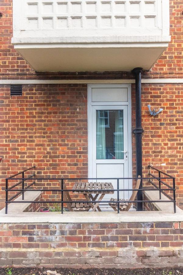 Modern & Cozy 1bdr Wexcellent Travel Links * Londra